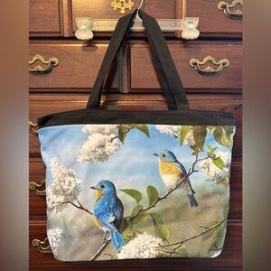 BEAUTIFUL Bird Print Tote Bag with Black Handles. Zip closure.